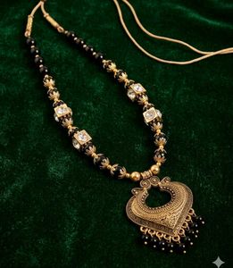 Elegant Black Beads Necklace with Pendant