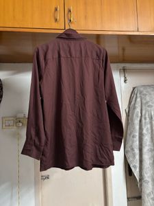🆕 Classic Brown Button-Down Shirt