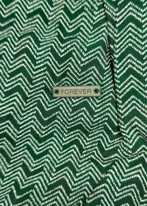 💚💚new green Chevron Pattern Top