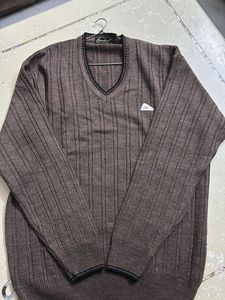 M SIZE SWEATER