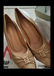 Stylish Tan Bellies with Buckle Detail