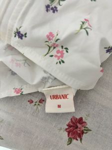 Cute Floral Print Puff Sleeve Top