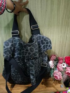 Chic Leopard Print &amp; Textured Shoulder Bag