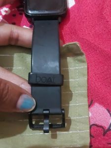 Boat Smartwatch Plus Fitness Gadget