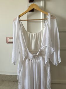 Backless Chic White Off-Shoulder Maxi Dress