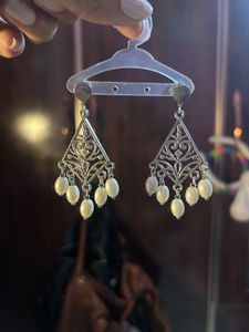 Elegant Pearl Drop Earrings