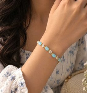 Chic Blue Beaded Bracelet