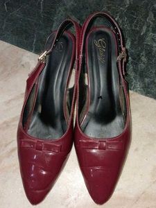 Stylish Burgundy Bow Heels