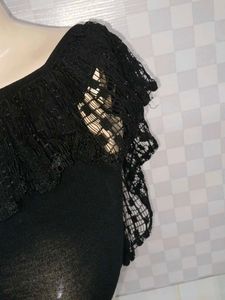 (539)Black Lace Bardot Top