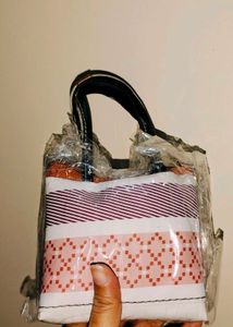 Seal pack Chic White Zara Handbag