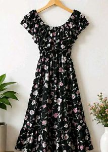 Chic Floral Ruffle Off-Shoulder Dress