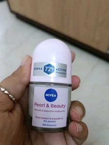 Nivea Pearl & Beauty Deodorant