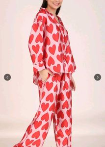 🚨SALEE!!! masha Pink Heart Print Satin Night Suit