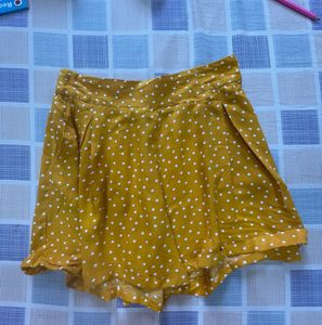 Yellow shorts