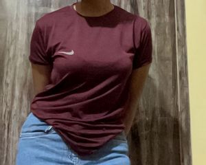 ☑️ T-shirt 👕