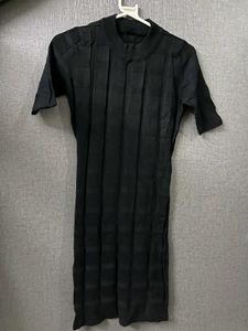 Chic Black Knit Midi Dress