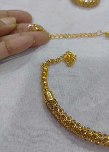Sparkling Gold Tone Choker &amp; Hoop Earrings Set