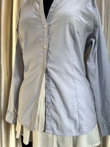 H&amp;M pastel blue fitted button-down shirt