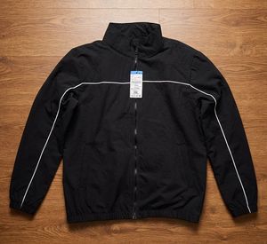 BLACK AESTHETIC WINDSHEETER