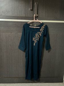 Ethnic Navy Blue &amp; White Handwork Kurta Set
