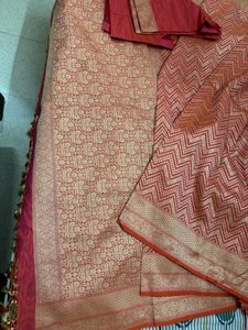 Red &amp; Gold Chevron Pattern Saree