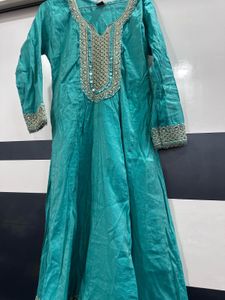 Anarkali kurta set