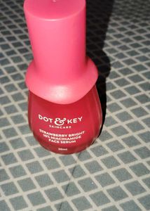 DOT &amp; KEY Strawberry Bright Face Serum