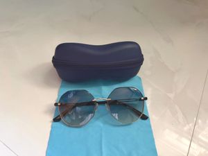 Stylish Geometric Frame Sunglasses
