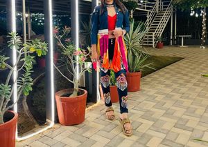 Navratri Style Denim Jeans ya Shrug Jacket