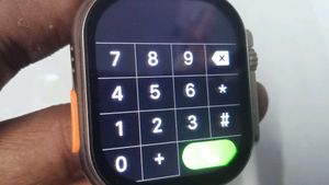 luxury Ultra T800 big display Smart watch 7 straps