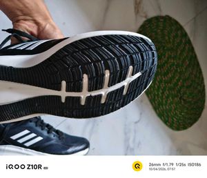 unused Adidas Running Shoes(1st copy)