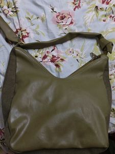 Baggit Stylish Olive Green hobo Handbag