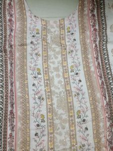 Elegant Printed Kurta Set with Pants