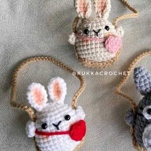 It's Cute 🐣chickky Car Charm