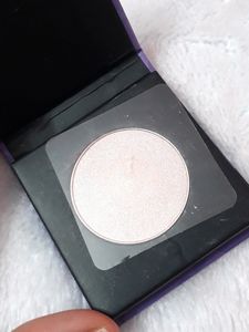 SUGAR Cosmetics Contour De Force Mini Highlighter