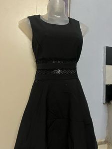 Chic Black Sleeveless Fit &amp; Flare Dress