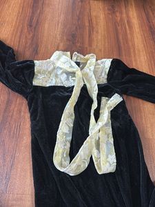 Black velvet dress for 6-8yrs