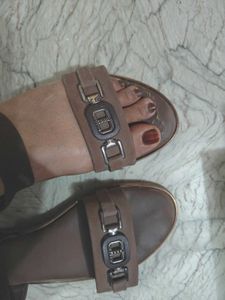 Women's Brown Flat Sandals