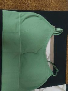 Comfortable Green Sports Bra