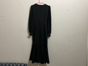 Elegant Black Midi Dress