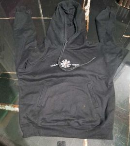 Comfy Black Hoodie with Daisy Graphic