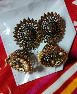 Exquisite Kundan Jhumka Earrings