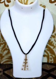 Pendent gold pearls/Resin/unique/latest