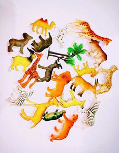 Wild Animal Toy Figure Set