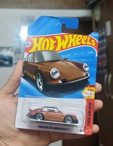 Hot Wheels Porsche carrera 2.7