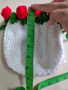Crocheted Rose Flower Pot