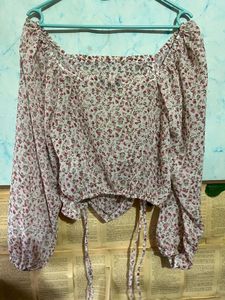 Floral Ruched Long Sleeve Crop Top