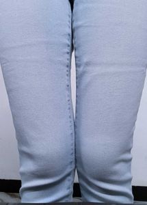Light Wash High-Waist Skinny Fit Jeans for Women |