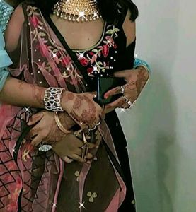 I'm Selling A Gorgeous Lehenga
