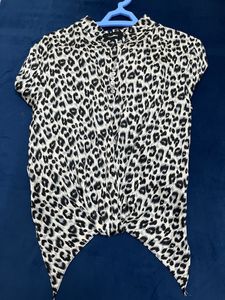 Leopard print top